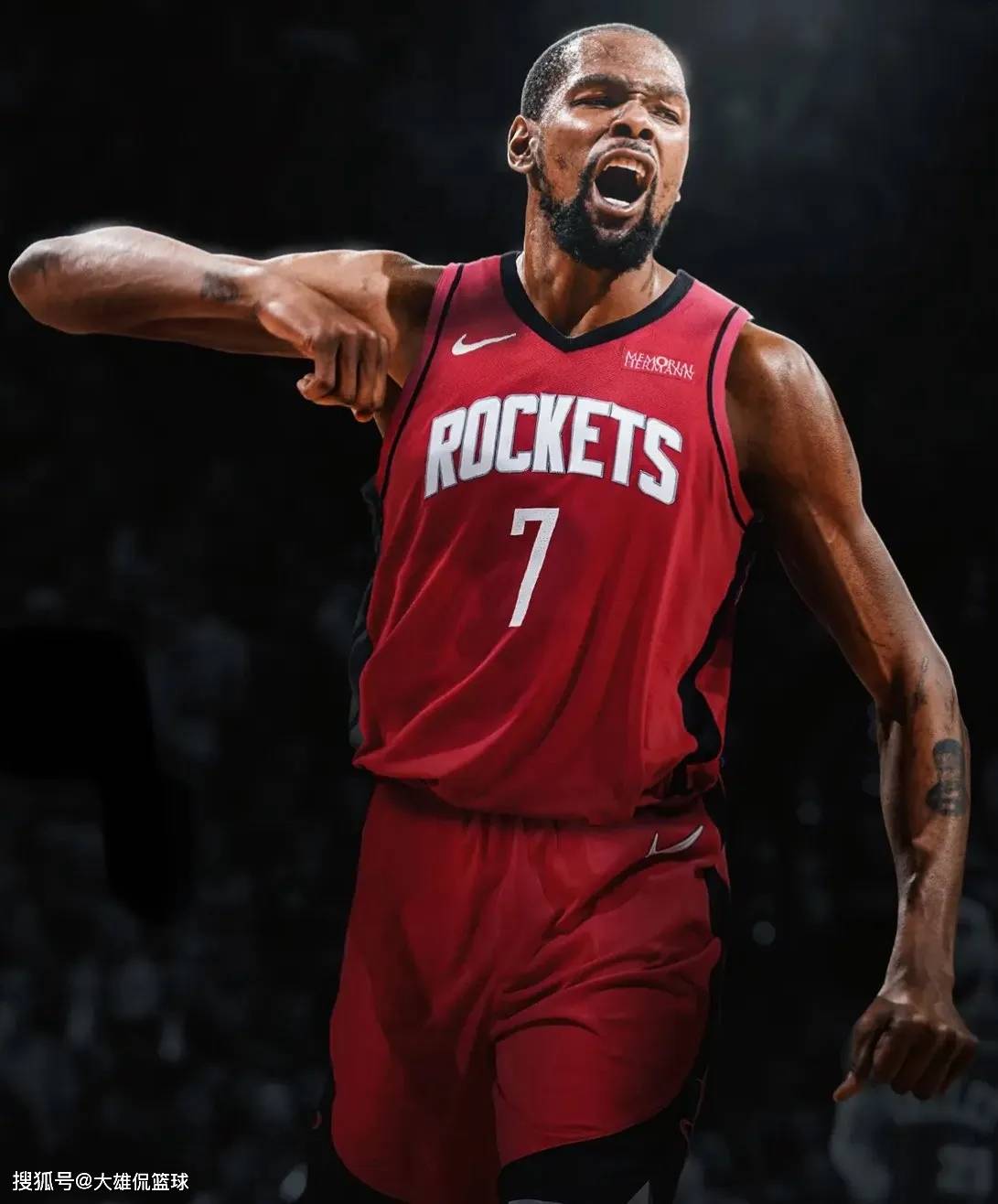 展现出极高 展现出极高