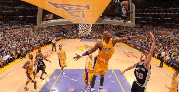 前场火力并 前场火力并