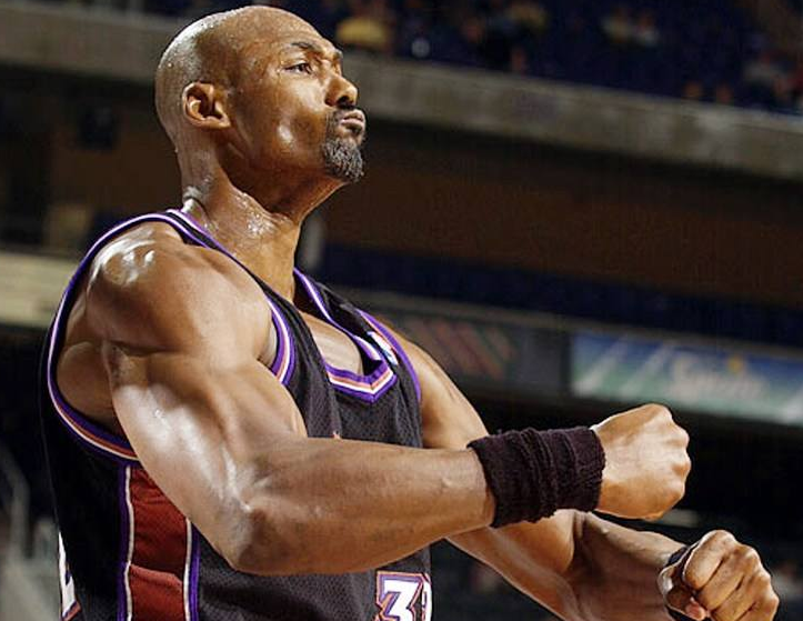 禁区内对抗 禁区内对抗